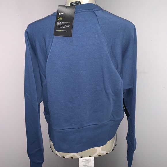 🆕 Nike Women’s Dry Fleece Sweater - Picture 6 of 6